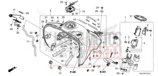 KRAFTSTOFFTANK/KRAFTSTOFFPUMPE (2) CRF1100D2N de 2022
